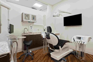 dental-chair-and-tv-2_2_11zon